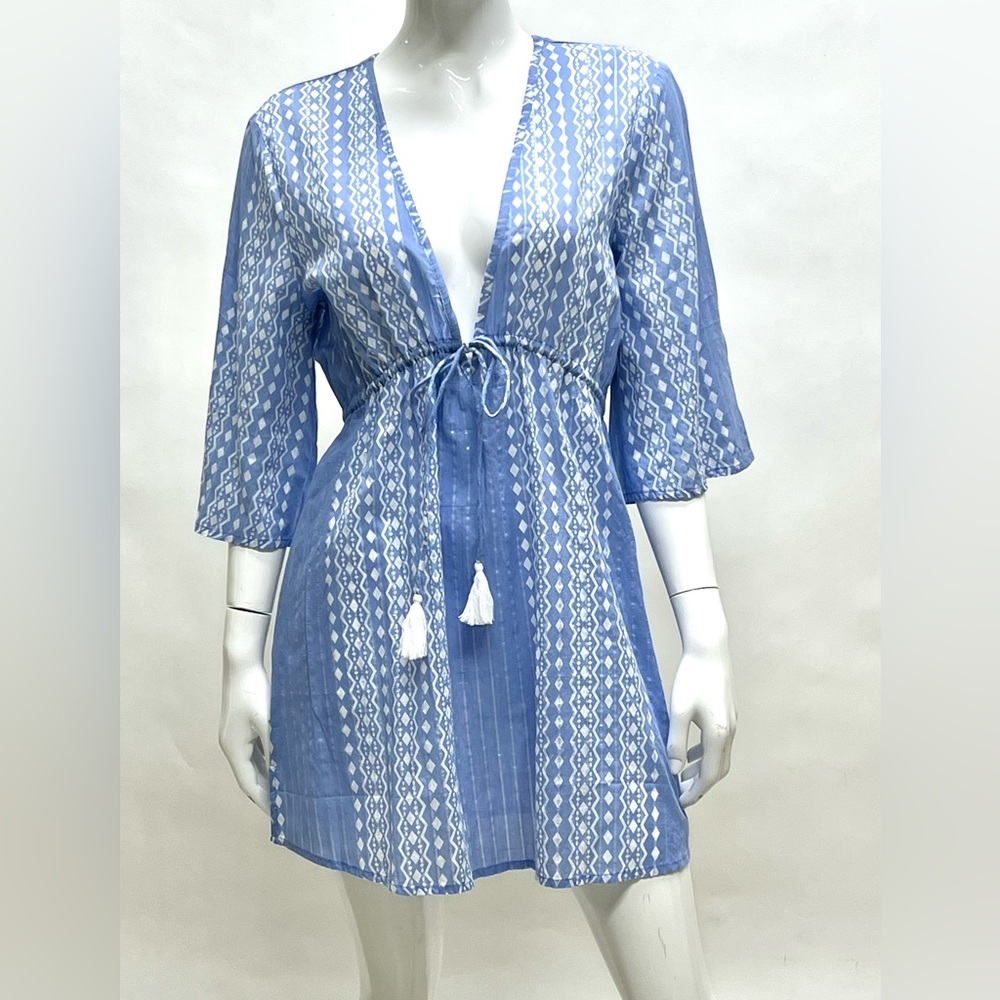 NWT BLUE ISLAND TUNIC